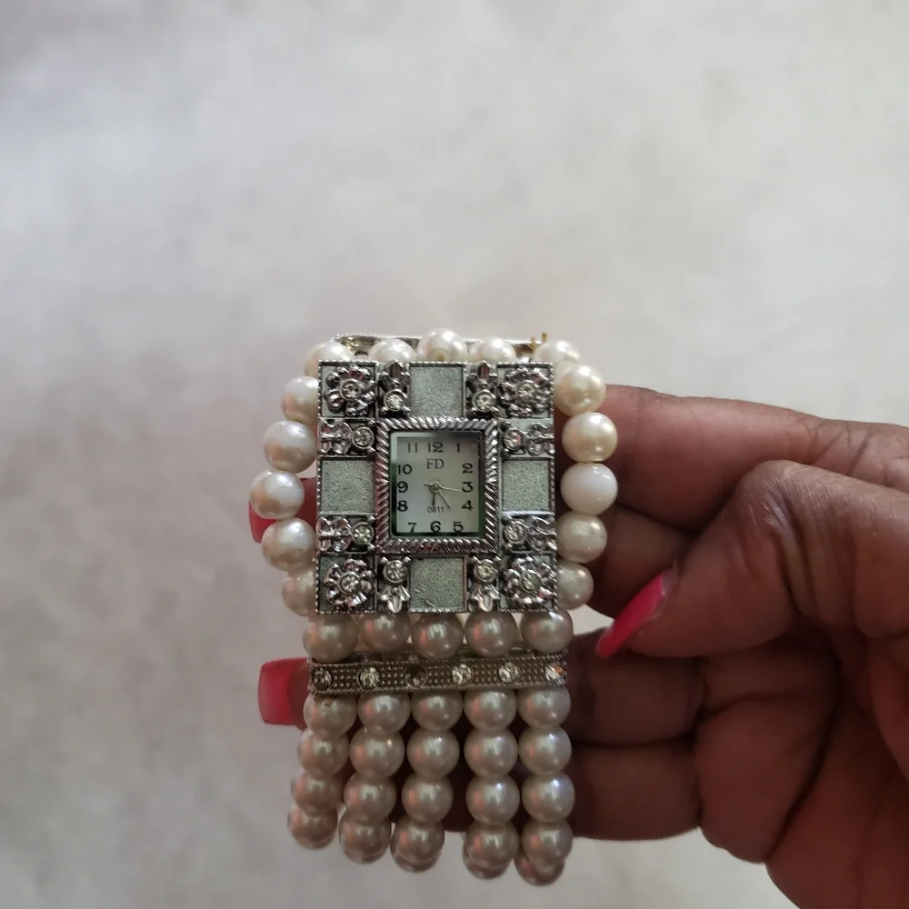 Bundle Pair Vintage Costume Jewelry Bracelet Watches